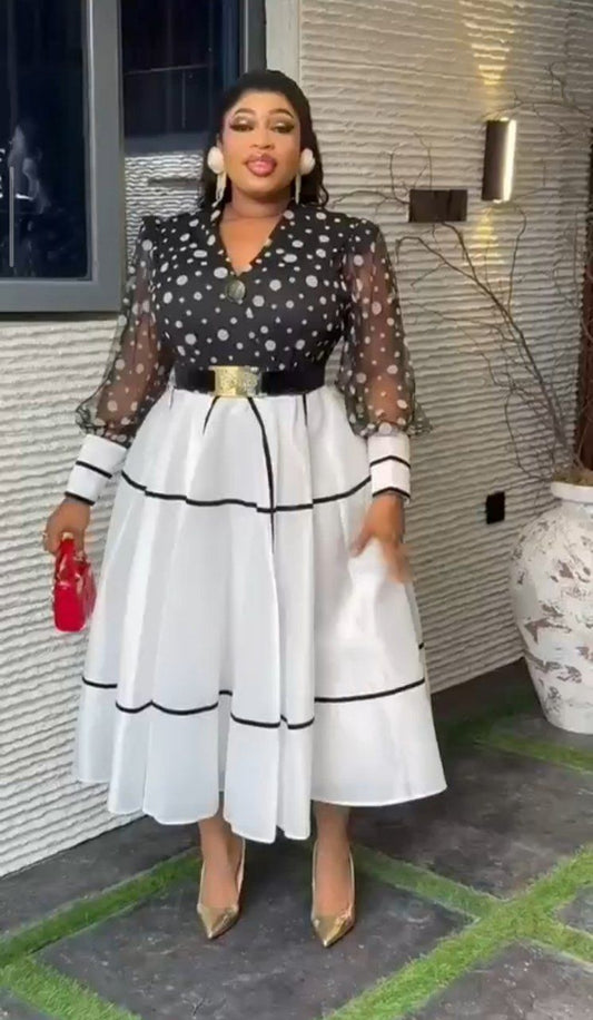 Robe  élégante découpe à la taille